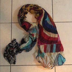 Desigual scarf